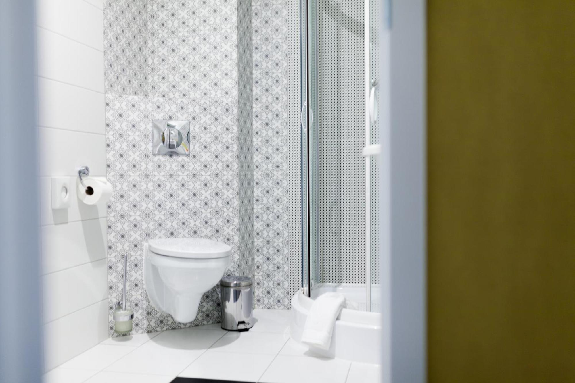 Hotel Pod Ratuszem Wieluń Habitación foto